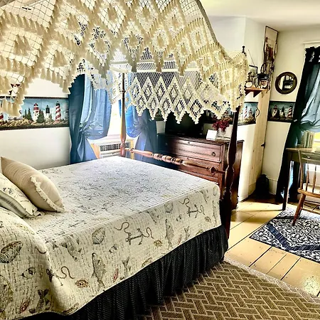 The Bella Ella Bed And Breakfast-2